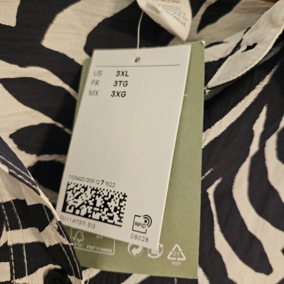 H&M Black and White Leaf Pattern Tunic - Picture 2 of 10